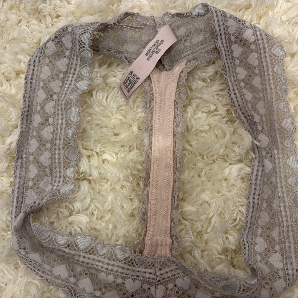Victoria’s Secret Small Lace and Cotton Thong Pink Hearts Used Condition - Picture 4 of 5
